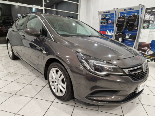 Vauxhall Astra  1.6 CDTi BlueInjection Design Auto Euro 6 5dr