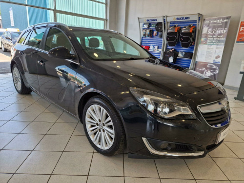 Vauxhall Insignia  2.0 CDTi ecoFLEX Design Nav Sports Tourer Euro 5 (s/s) 5dr