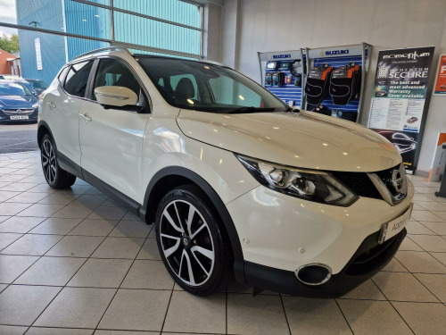 Nissan Qashqai  1.2 DIG-T Tekna 2WD Euro 5 (s/s) 5dr