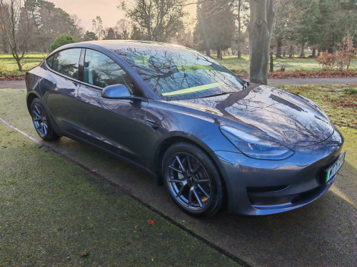 Tesla Model 3  Standard Range Plus Auto RWD 4dr 