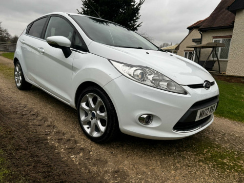 Ford Fiesta  1.4 TDCi DPF Zetec 5dr