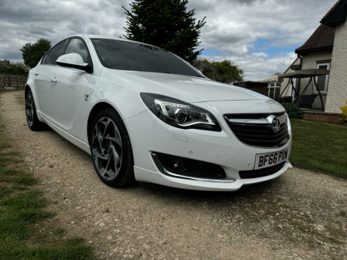 Vauxhall Insignia  2.0 CDTi SRi VX Line Nav Auto Euro 6 5dr
