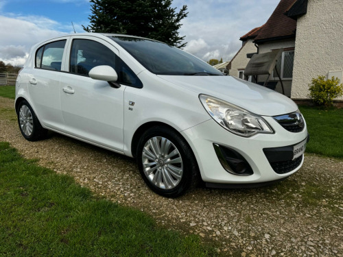Vauxhall Corsa  1.2 16V Excite Euro 5 5dr (A/C)