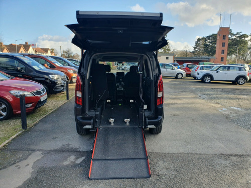 Peugeot Rifter  BlueHDi Allure 1.5 Wheelchair Accessible Vehicle