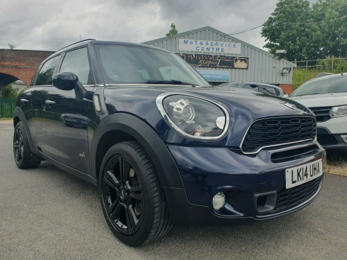 MINI Countryman  Cooper S ALL4 1.6 Automatic Chili/Media Pack