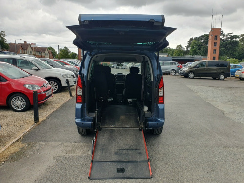 Peugeot Partner  BlueHDi Active 1.6 ETG Automatic Wheelchair Accessible Vehicle