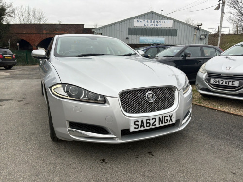 Jaguar XF  2.2d SE Saloon 4dr Diesel Auto Euro 5 (s/s) (163 ps) 