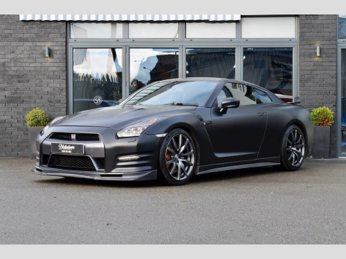Nissan GT-R  3.8 V6 Premium Black Auto 4WD Euro 5 2dr