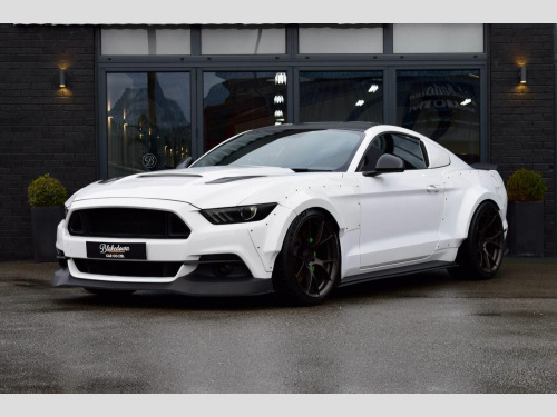 Ford Mustang  5.0 V8 GT Fastback Euro 6 2dr