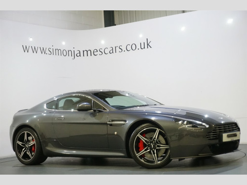 Aston Martin Vantage  4.7 V8 420-700W AUDIO-REAR CAMERA-GLASS SWITCHES-BEAUTIFUL THROUGHOUT