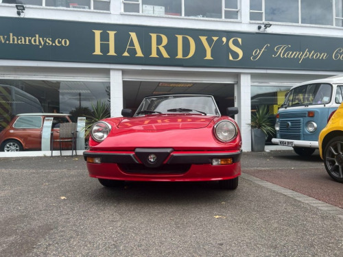 Alfa Romeo Spider  2.0 2000 VELOCE 2d 126 BHP