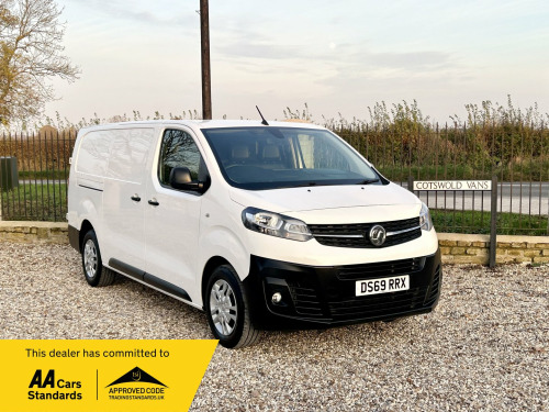 Vauxhall Vivaro  1.5 Turbo D 2900 Dynamic