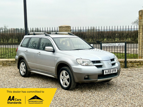 Mitsubishi Outlander  2.4 Sport SE