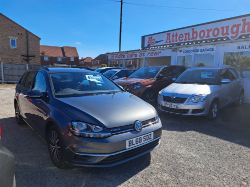 Volkswagen Golf  SE NAVIGATION TSI EVO DSG