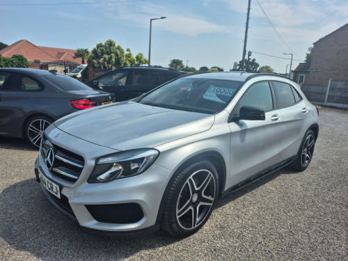 Mercedes-Benz AMG  GLA220 CDI 4MATIC  LINE