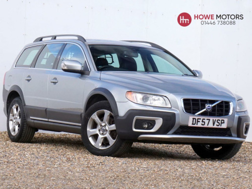 Volvo XC70  2.4 D5 SE Lux Estate Diesel Manual AWD 5dr - Just 63,819 Miles / 1 Family O