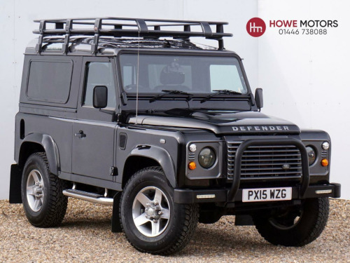 Land Rover Defender  2.2 TDCi XS Station Wagon Diesel Manual 4WD 3dr - Just 28,214 Miles from Ne