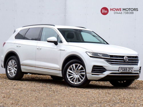 Volkswagen Touareg  3.0 TSI V6 SEL SUV Petrol Tiptronic 4Motion Euro 6 (s/s) 5dr - Just 37,964 