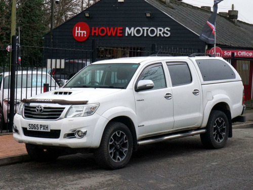 Toyota Hi-Lux  3.0 D-4D Invincible Pickup Double Cab Diesel Auto 4WD 4dr - Just 68,872 Mil