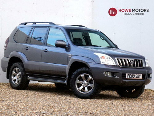 Toyota Land Cruiser  3.0 D-4D Invincible (8 Seat) SUV Diesel Manual 5dr - Just 85,324 Miles / Hu