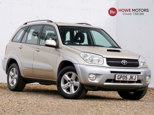 Toyota RAV4  2.0 D-4D XT4 SUV Diesel Manual 4WD 5dr - Just 39,122 Miles from New / Huge 