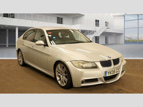 BMW 3 Series  3.0 325d M Sport Saloon Diesel Manual 4dr - Just 22,219 Miles from New / Sa