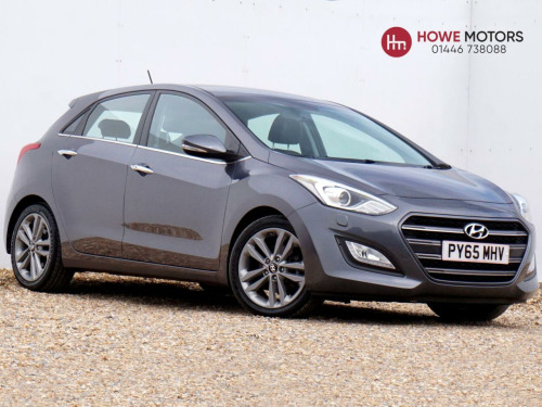 Hyundai i30  1.6 CRDi Blue Drive Premium Hatchback Diesel DCT Euro 6 (s/s) 5dr - Just 48