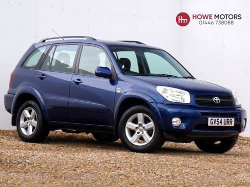 Toyota RAV4  2.0 VVT-i XT4 SUV Petrol Manual 4WD 5dr - Just 27,266 Miles from New / Huge 