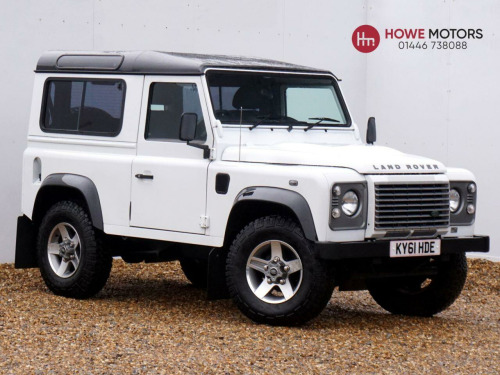 Land Rover Defender  2.4 TDCi XS Station Wagon Double Cab Diesel Manual 4WD SWB 3dr - Just 45,53 
