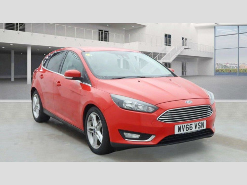 Ford Focus  1.5 TDCi Titanium Hatchback Diesel Powershift Euro 6 (s/s) 5dr - Just 19,85 