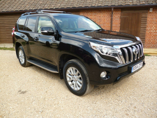 Toyota Land Cruiser  3.0 D-4D Invincible Auto 4WD Euro 5 5dr (7 Seats)
