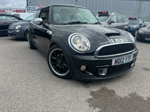 MINI Hatch  2.0 Cooper SD Auto Euro 5 3dr