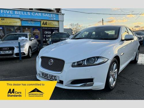 Jaguar XF  2.2d Luxury Auto Euro 5 (s/s) 4dr