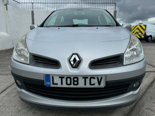 Renault Clio  1.2 TCe 16v Dynamique 5dr