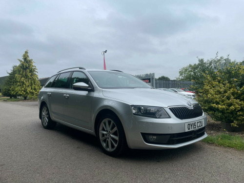 Skoda Octavia  2.0 TDI Elegance 4WD Euro 5 (s/s) 5dr