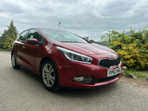 Kia ceed  1.6 CRDi EcoDynamics 3 Euro 5 (s/s) 5dr