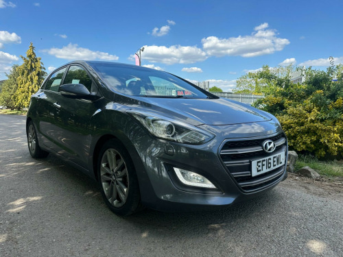 Hyundai i30  1.6 CRDi Blue Drive Premium Euro 6 (s/s) 5dr
