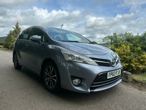 Toyota Verso  2.0 D-4D Icon Euro 5 5dr