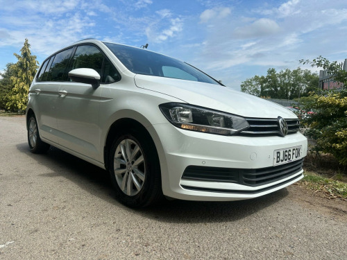 Volkswagen Touran  2.0 TDI BlueMotion Tech SE Family DSG Euro 6 (s/s) 5dr