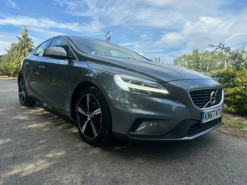 Volvo V40  2.0 D2 R-Design Nav Plus Euro 6 (s/s) 5dr