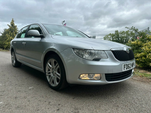 Skoda Superb  2.0 TDI Elegance DSG Euro 5 5dr