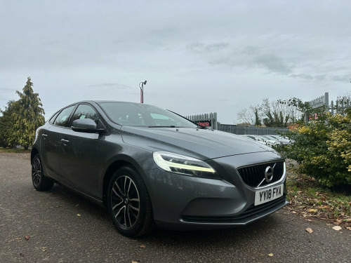 Volvo V40  2.0 D2 Momentum Nav Plus Euro 6 (s/s) 5dr