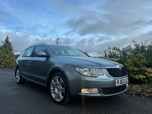 Skoda Superb  2.0 TDI Elegance DSG Euro 5 5dr 