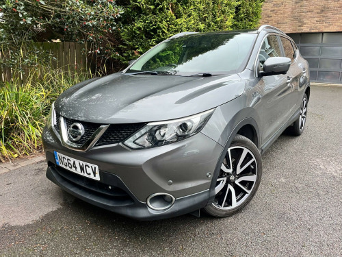 Nissan Qashqai  1.2 DIG-T Tekna 2WD Euro 5 (s/s) 5dr
