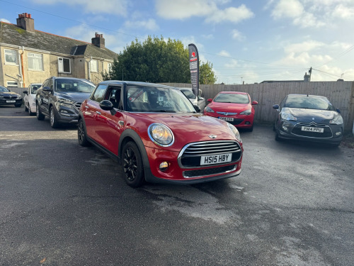 MINI Hatch  1.5 Cooper 5dr 