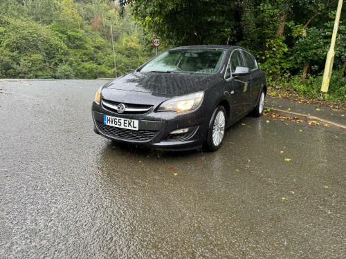 Vauxhall Astra  1.4i Excite Hatchback 5dr Petrol Manual Euro 6 (100 ps)