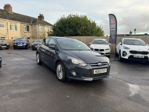 Ford Focus  1.0T EcoBoost Zetec Hatchback 5dr Petrol Manual Euro 5 (s/s) (100 ps)