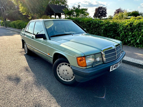 Mercedes-Benz 190  2.6 E 4dr