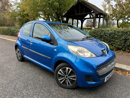 Peugeot 107  1.0 12V Urban Euro 5 5dr