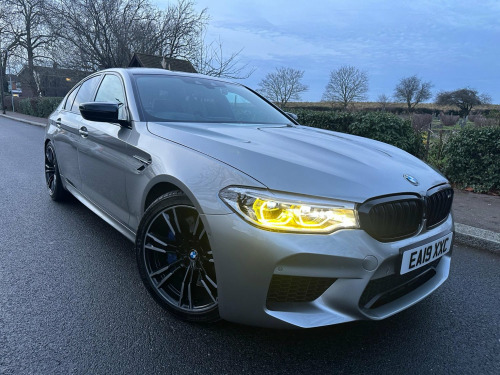 BMW M5  4.4 V8 Steptronic xDrive Euro 6 (s/s) 4dr